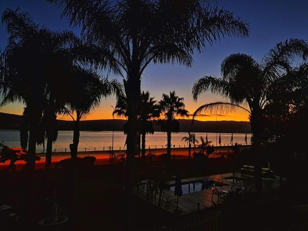 Lagoon Breeze Guest House Knysna Bagian luar foto