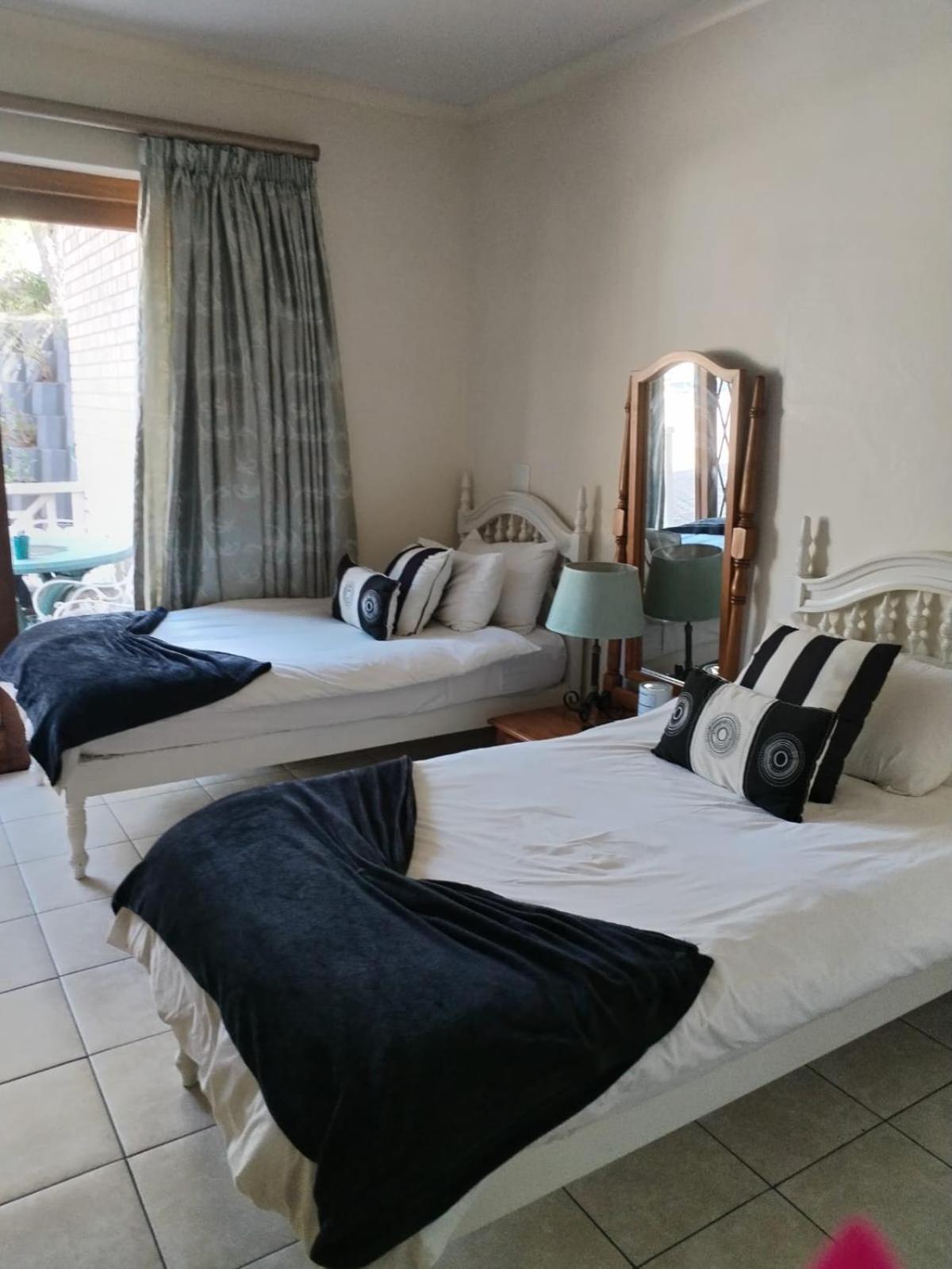 Lagoon Breeze Guest House Knysna Bagian luar foto